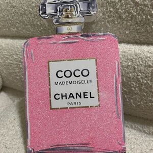 Chanel decor